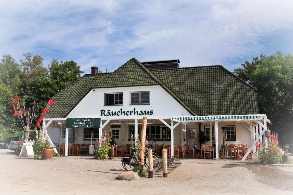 Räucherhaus Schönthier im Ostseebad Ahrenshoop