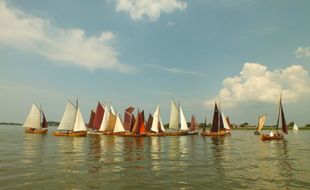 Holzboote auf dem Saaler Bodden